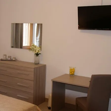 Your Nest In Cornelia *
